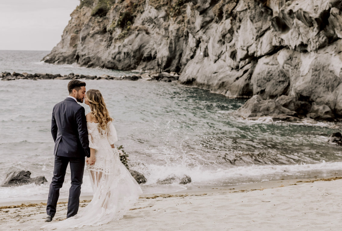 Destination wedding: Ischia island in the Gulf of Naples 